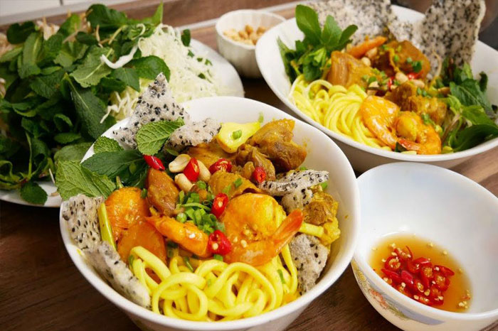 vietnamese cuisine mi quang of central
